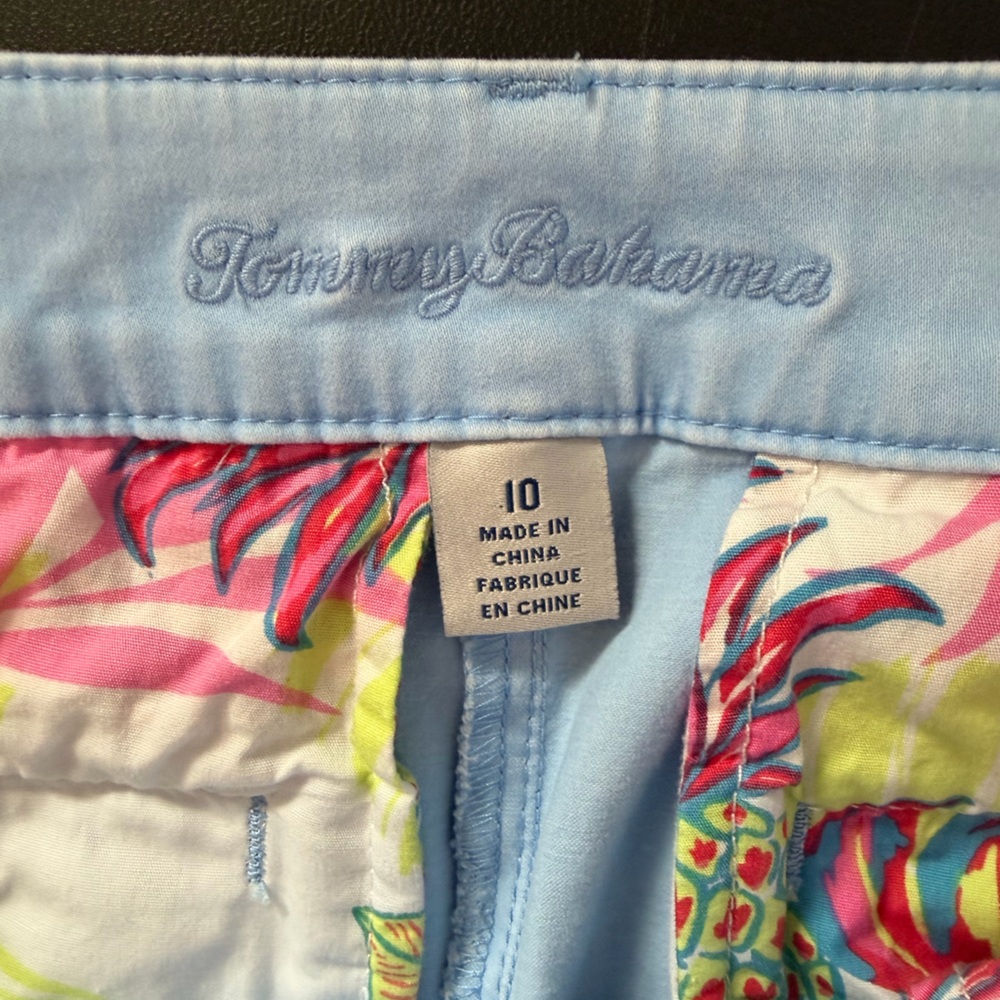 Tommy Bahama Women's Light Blue 5-Inch Chino Shorts Size 10 - Picture 3 of 7